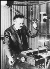 George Ellery Hale established three astronomical observatories that employed state-of-the-art instruments.
